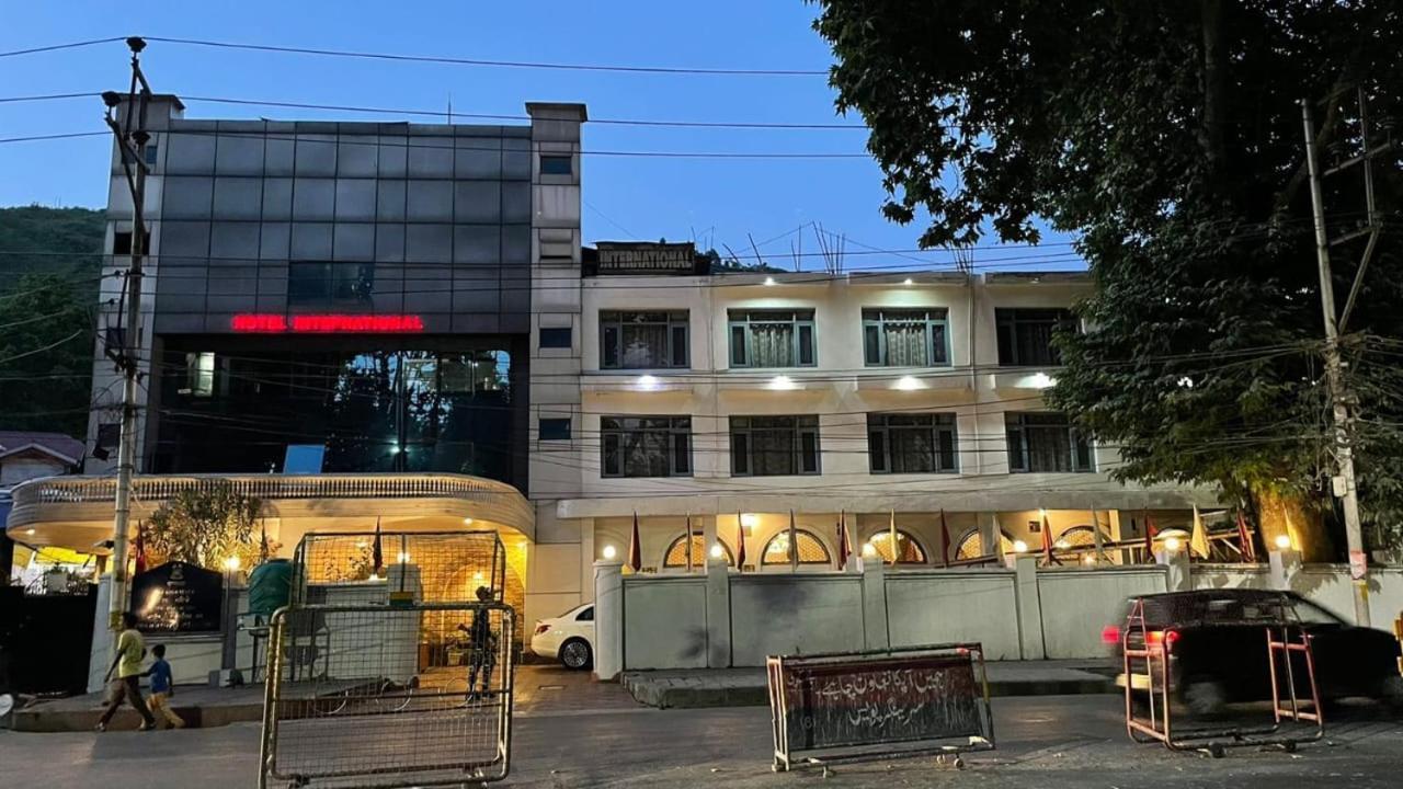 Hotel International Srinagar Экстерьер фото